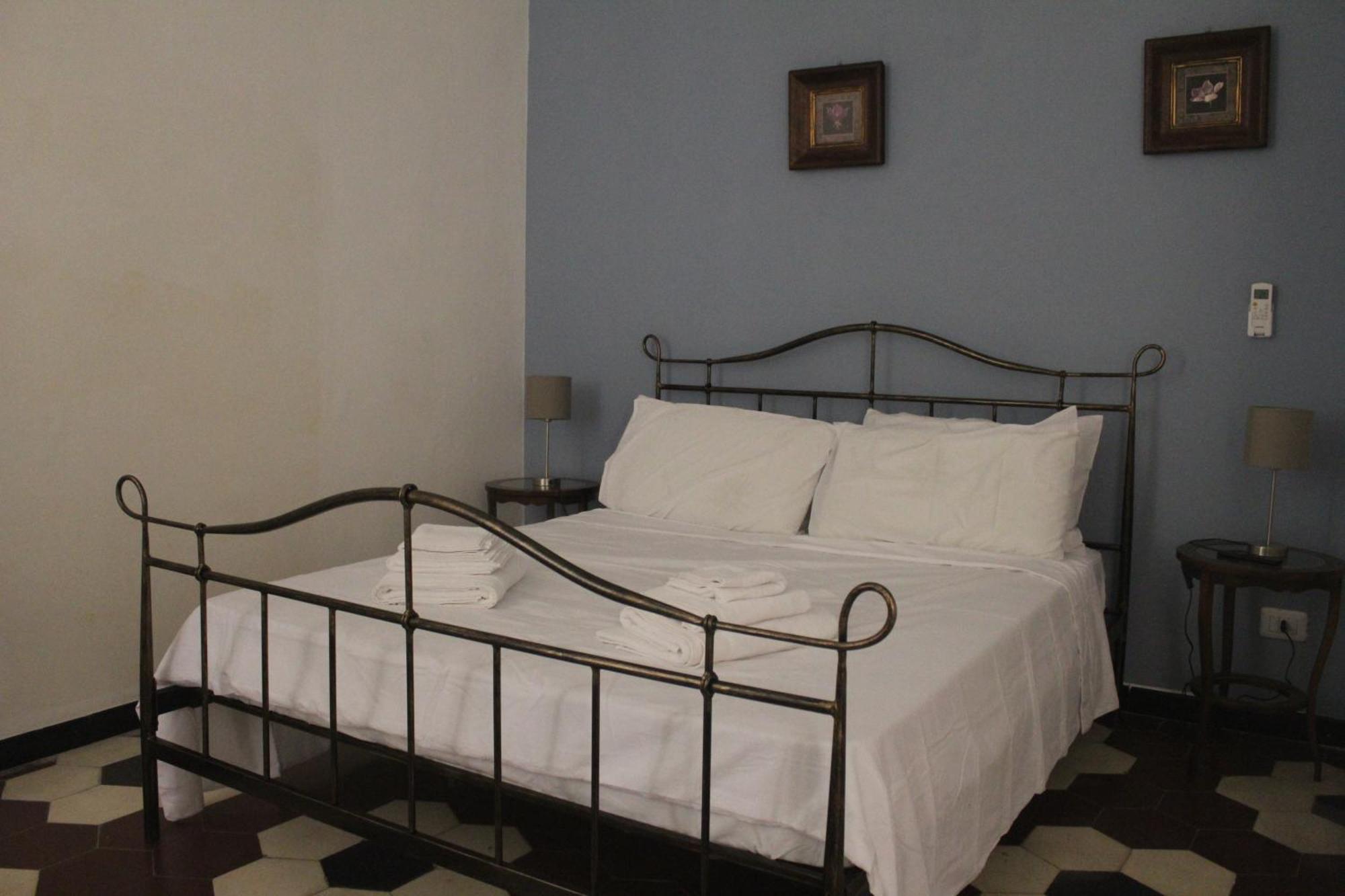 Suite Al Castello Sassari Exterior photo